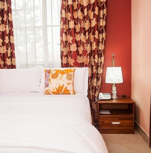 Triple Hill Hotel