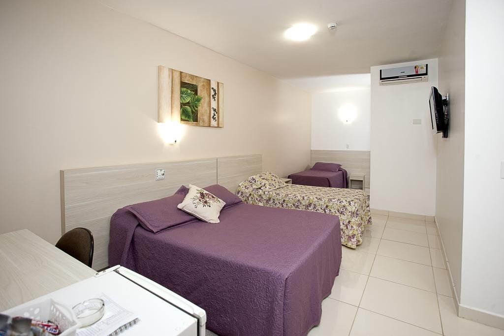 Alves Hotel