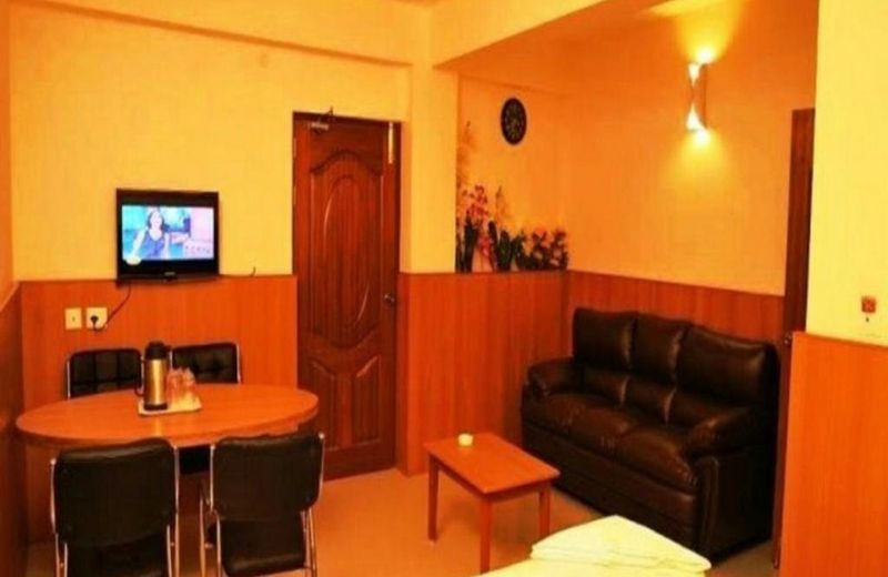 Hotel  J Maariot