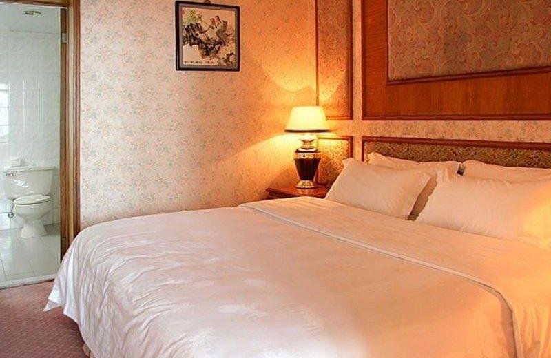 Baotou Hotel