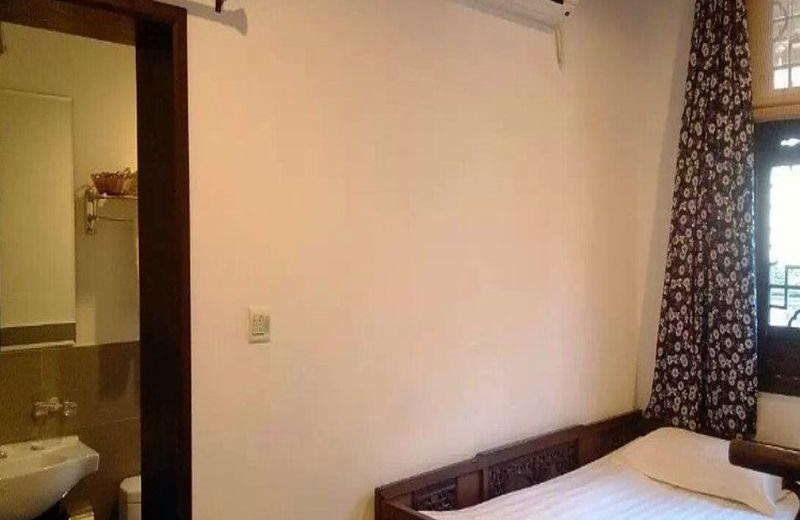 Xidi Travel Lodge