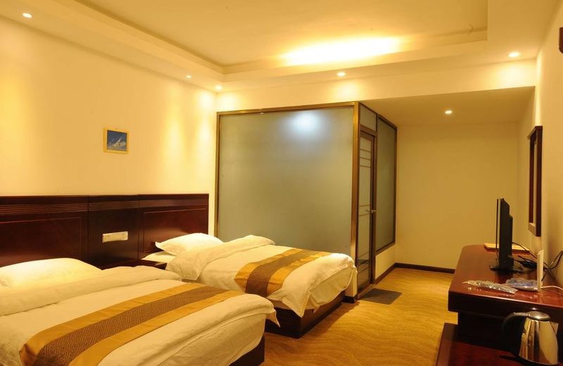 Deqen Mian Ci Mu Business Hotel