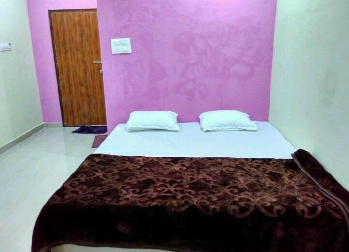 H3 Rooms By OYO Rooms