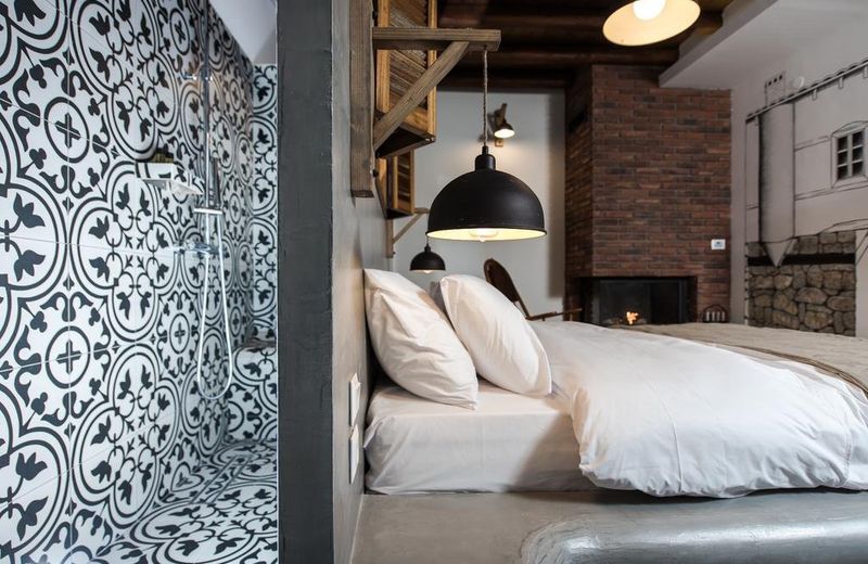 Olganos VL Luxury Rooms & Suites