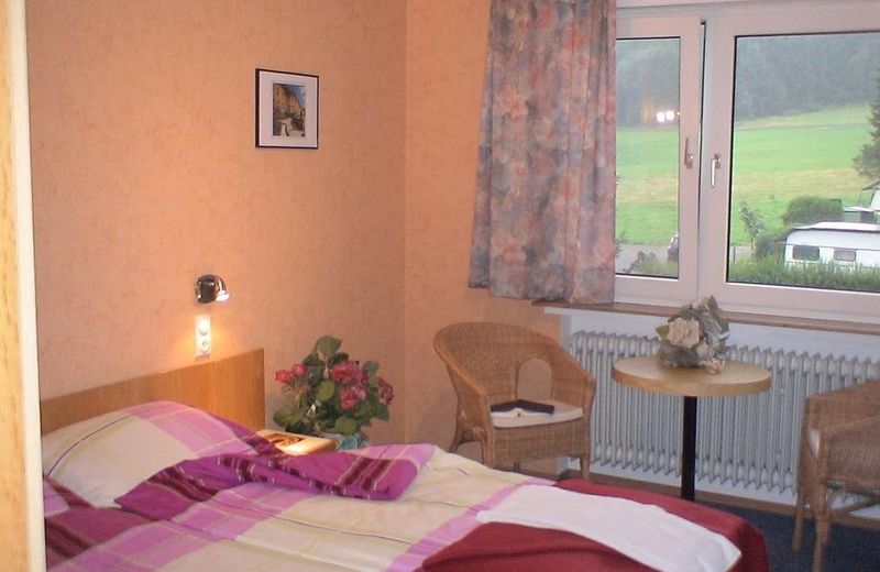 LANDGASTHOF BERGISCHE RHON