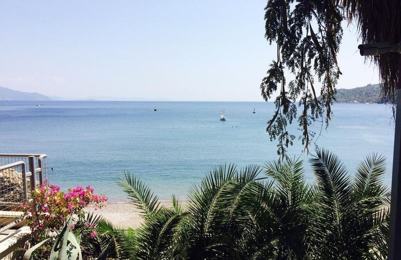 Pine Beach Boutique Hotel