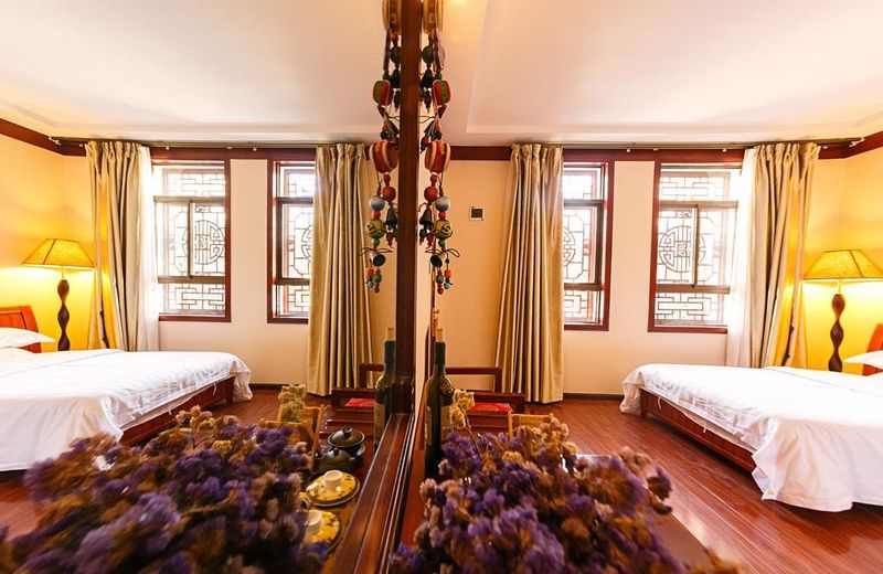 Silver Maple Hotel