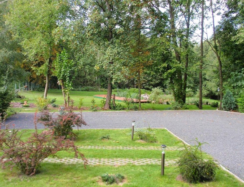 Outdoor Pictures 19