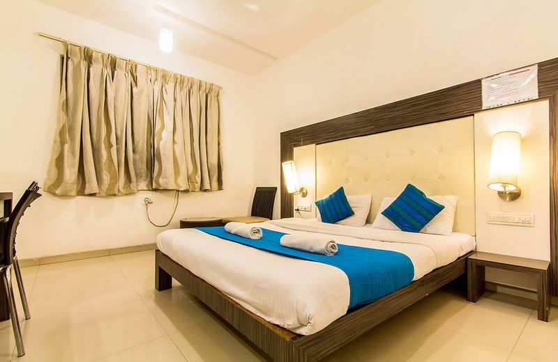 Hotel Golden Nest - Thane