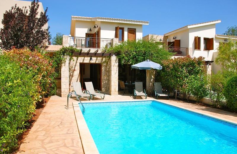 2 bedroom Villa Destu with private pool and golf views, Aphrodite Hills Resort