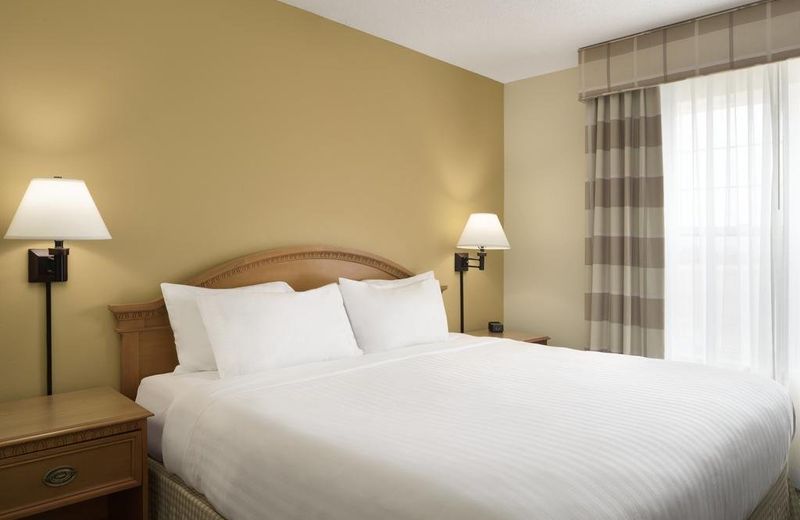 Country Inn & Suites by Radisson, Grinnell, IA
