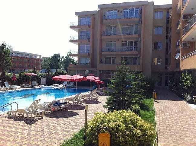 Outdoor Pictures 1