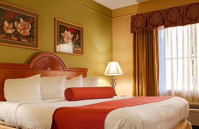 Best Western Plus Strawberry Inn & Suites