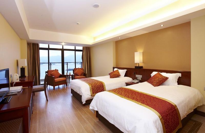 Dongshan Pearl Island Hotel