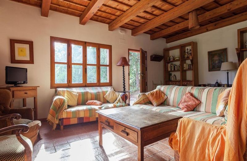 Holiday Home Roja Galaroza