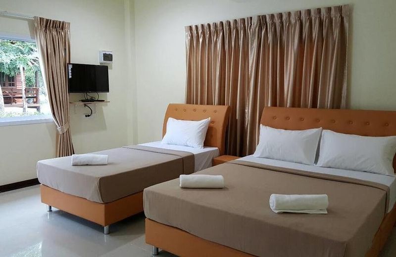 Petch Jed Sao Noi Resort