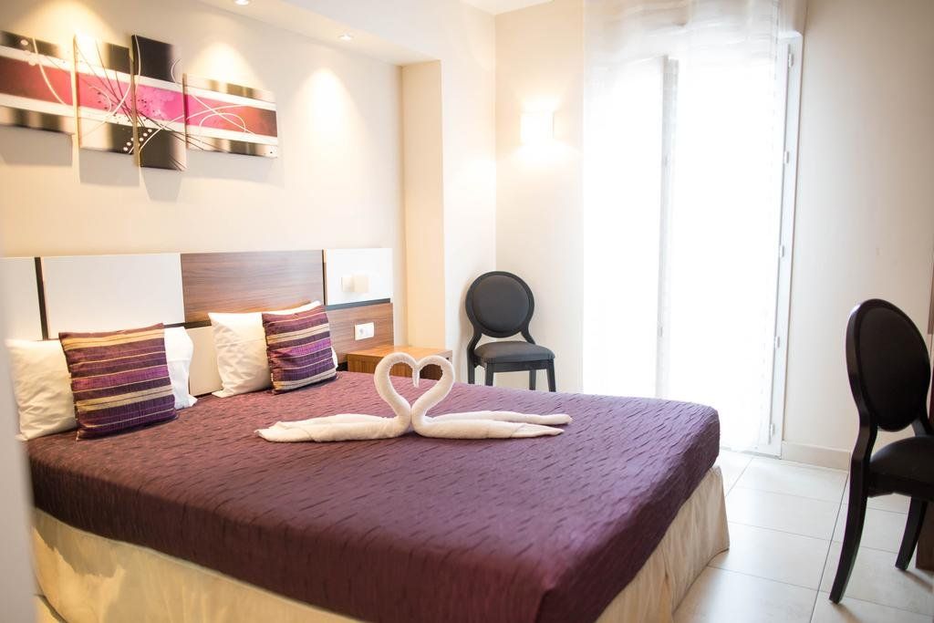 Holidays & Work HOTEL