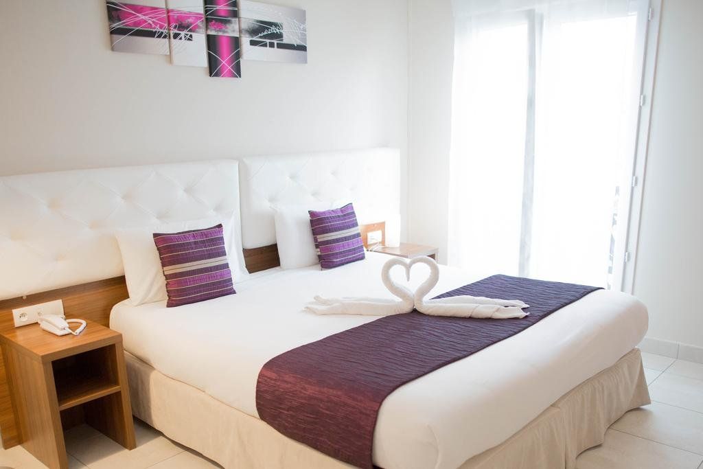Holidays & Work HOTEL