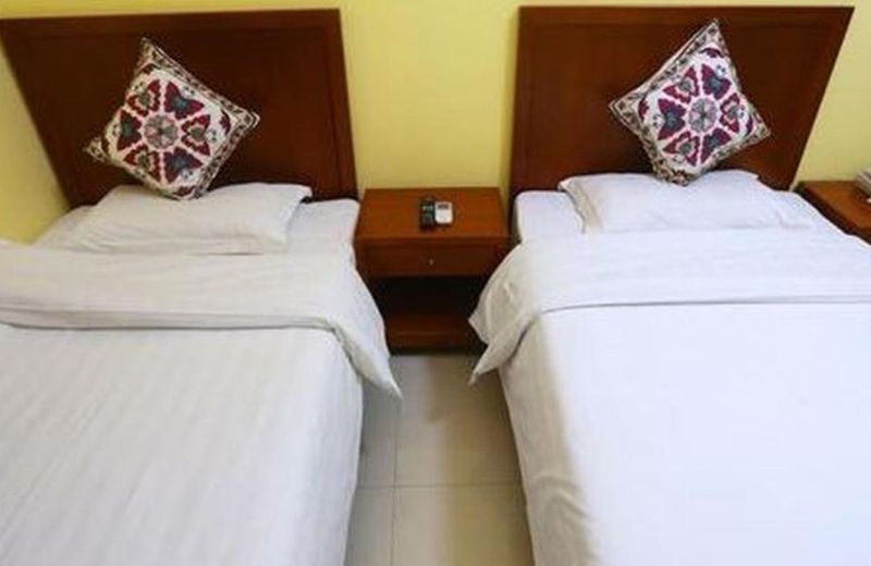 Bandao Zhixing Business Hotel