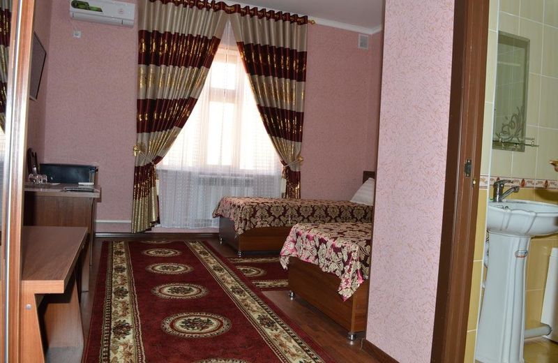 Shokhjakhon