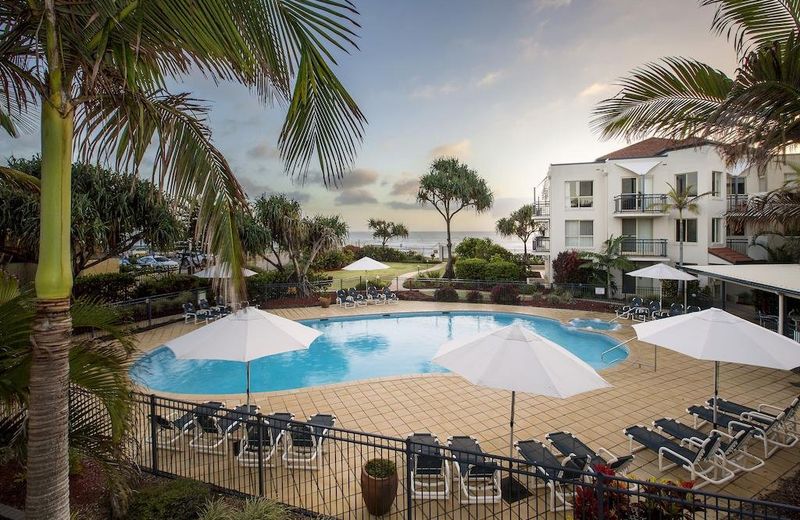 Golden Riviera Absolute Beachfront Resort