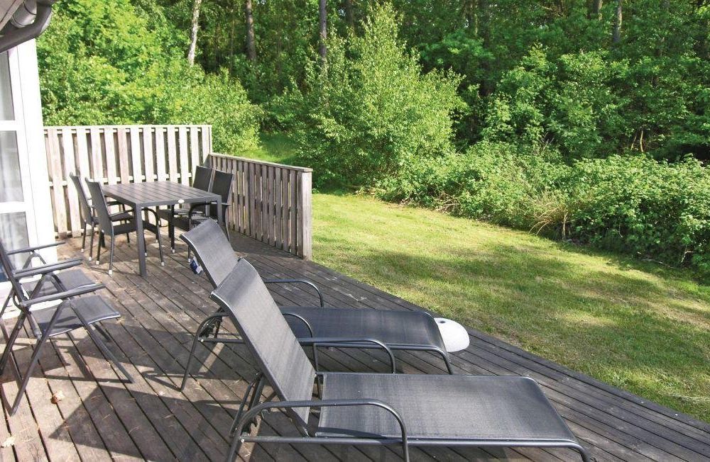 Outdoor Pictures 12