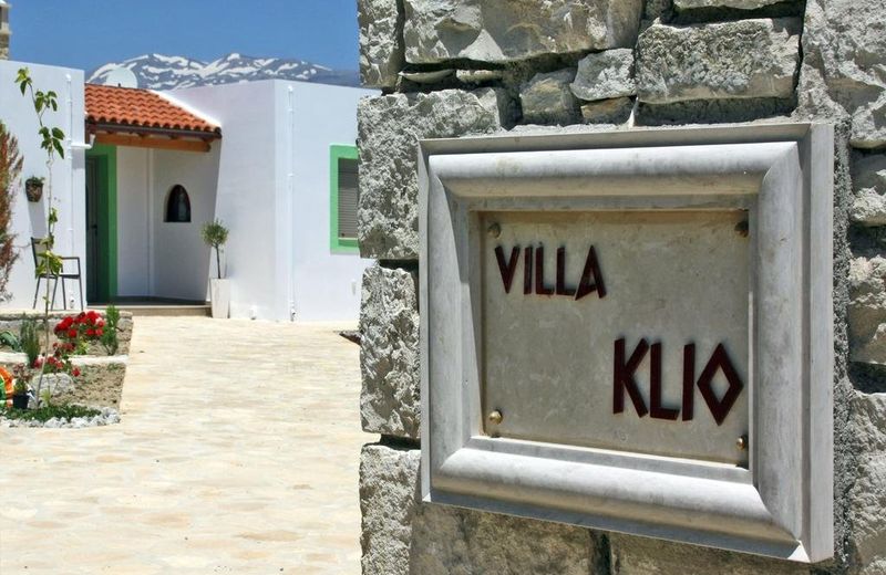 Zeus's Daughtes Villas