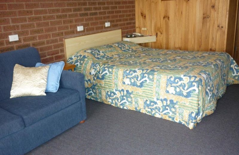Country Mile Motor Inn
