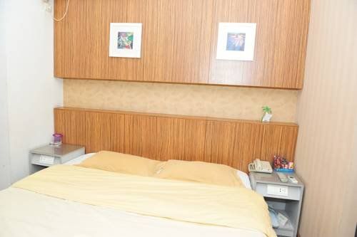 TA9 Rengency Fiesta Holiday Hotel