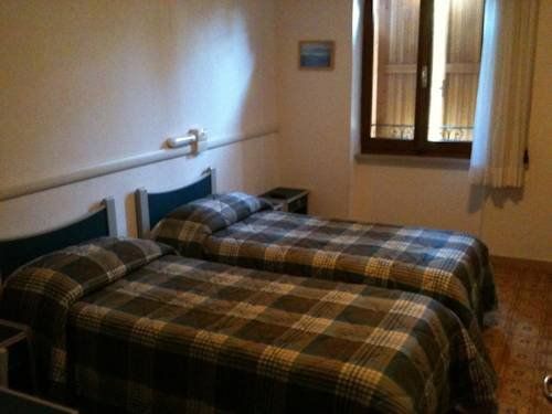 ALBERGO VETTORE