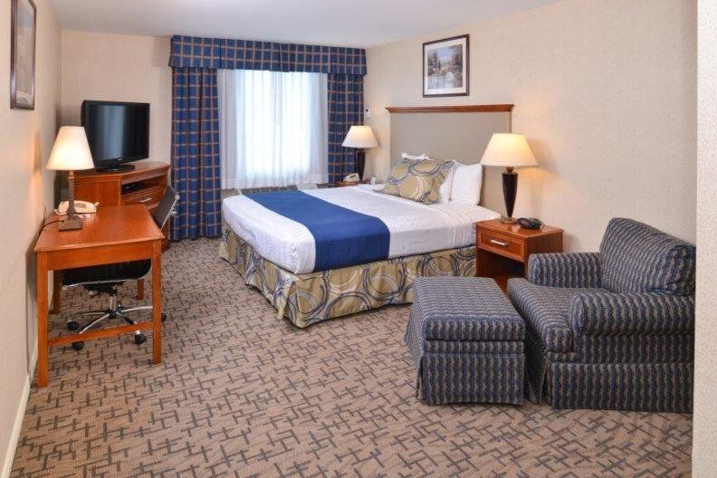 Evergreen Inn & Suites Seattle Federal Way