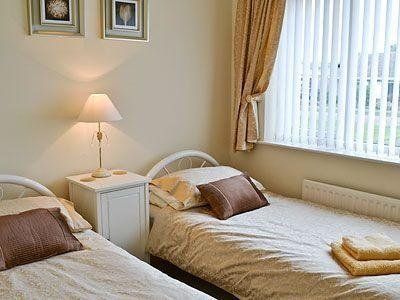 61 Longstone Close