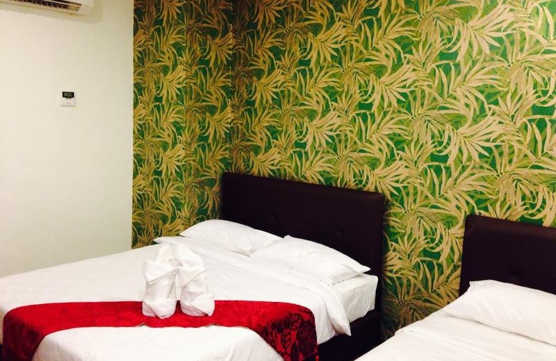 M BOUTIQUE INN  PERMY JAYA