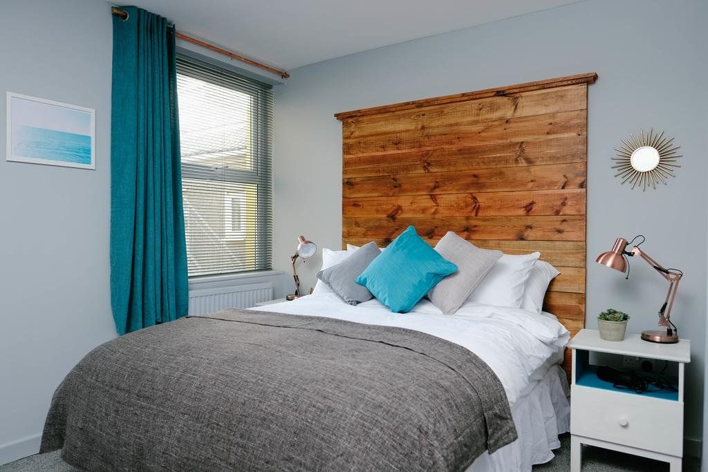 19 MARY STREET by The Place To Stay Wales