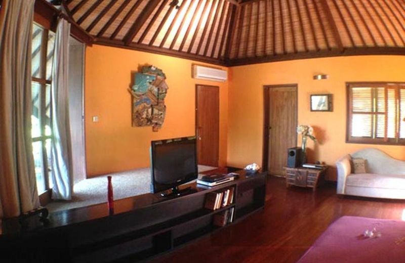VILLA DRAGONFLY