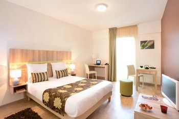 Park & Suites Confort Nantes St Herblain