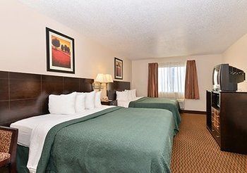 Quality Inn & Suites Wichita Falls I-44