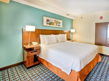 Fairfield Inn & Suites Raleigh Crabtree Valley
