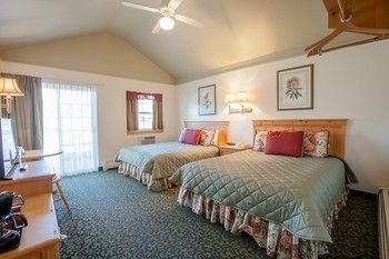 River's Edge Resort