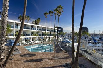 Marina del Rey Hotel