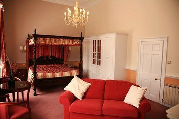 Manor Of Groves Hotel