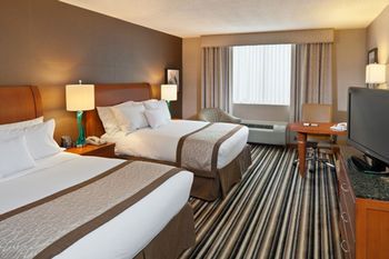 DoubleTree by Hilton Akron/Fairlawn