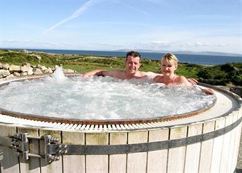 Connemara Coast Hotel