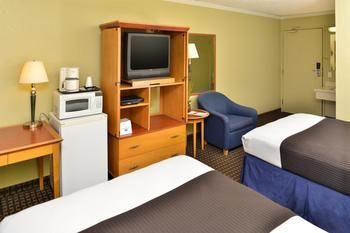 SureStay Plus Hotel by Best Western Hayward