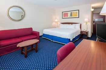 Courtyard by Marriott Dayton North