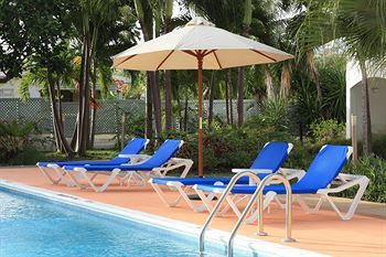 Time Out Hotel