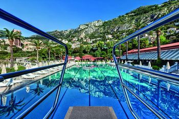 Monte-Carlo Beach