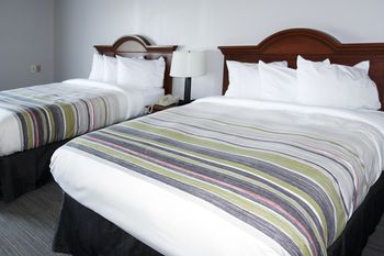 Country Inn & Suites by Radisson, Dahlgren, VA