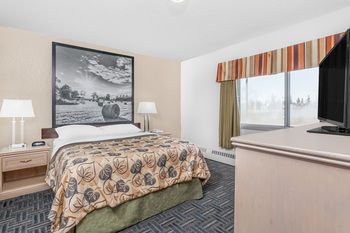 Super 8 by Wyndham Stettler