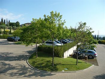 Outdoor Pictures 18